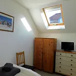 2 Old Dairy Court