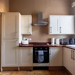 4 Bedroom Modern Central Sunderland Home