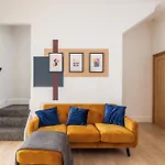 Sunderland Comfort Stylish 3-Bedroom House