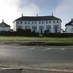 5 Hatfield Cresent