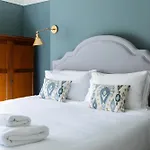 Henriette One Bedroom Apartment On The East Cliff