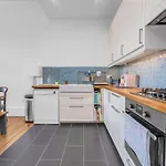 Bright And Spacious Flat Overlooking The Meadows