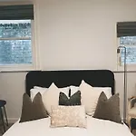 Stunning Victorian Mansion Apartment - Hosted By Agf Property - Free Parking Upon Request