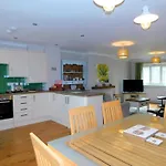 18 Marriotts Way