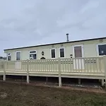 Mark And Teresa'S 8 Berth Caravan On Coral Beach Ingoldmels