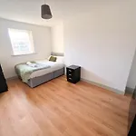 Stylish Central Liverpool Apartment