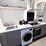 Apartment In The Heart Of L1