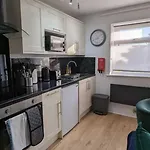 Seaside Chalet Retreat In Sidmouth