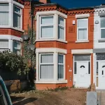Modern 6Bedroomall Ensuite In Birkenhead Free Parking And Wifi