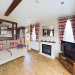 Enchanting Golden Sands Caravan At Dawlish Warren