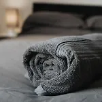 Beautiful House - Free Parking - 5 Mins To Centre
