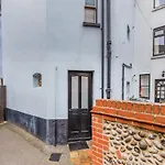 Melrose Cottage