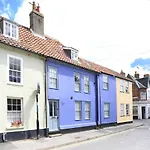 Holeystone Cottage