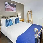 Host & Stay - Garden Flat