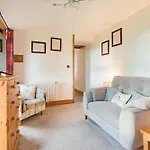 Honeypot Farm - Piglet'S House