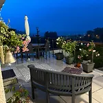 Luxury 3 Bedded Room With Sea Peeps And Parking