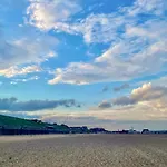 Back Pier Cottage