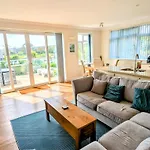 4 Goodrington Lodge