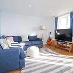 Apartment 6