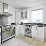 Host & Stay - The Alby