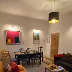 Gensing Lodge -A Beautiful 3 Bedroom Boutique-Award Winning