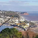Kanangra, 2 Bedroom Apartment In Teignmouth