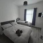 Anfield Guest House Sleeps 5