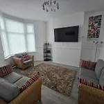 Anfield Guest House Sleeps 5