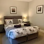 The Old Bakery - Luxury Three Bed House With Roof Terrace