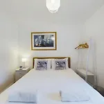 Cove Apartment - 3 Bed Sea View