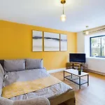 Newquay Entire House