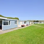 74 Sandown Bay