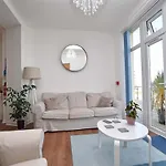 The Little Sea Retreat Newquay 2 Dble Bed Apt