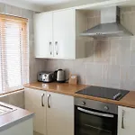 Croyde Bay Hotel Or Self Catering