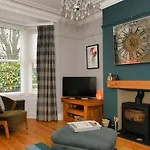Rydal House - Central Location And Stylish Interiors