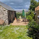 Bleujenn Barn, Delightful Home Near Stunning Beach And Walks