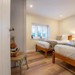 Scallop Lodge Lytham