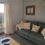 The Wee House -Coorie Doon Stays