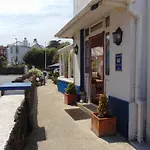 Seacroft Guest House