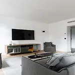 Luxury 3Bdr Penthouse In Edinburgh
