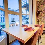 Cozy Brighton Home - 6 Guests, 5 Min Walk To Beach