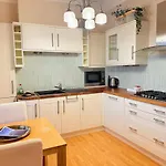 The Platform Penthouse - 3 Bedroom - Sleeps 6