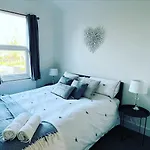 Hill Grove 2 Bedroom Apartment