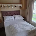 S212 6 Berth Deluxe Golden Palm Chapel St Leonards