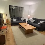 Cosy Base To Expore The North