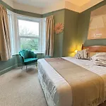 Three Palms Hotel