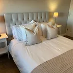Kintyre Apartment