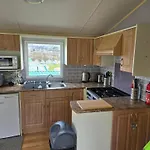 Light And Airy 2 Bedroom Mobile Home