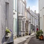 4 Bed In Appledore 86776