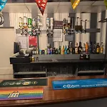 Green Palace - Pet Friendly - Everyone Welcome